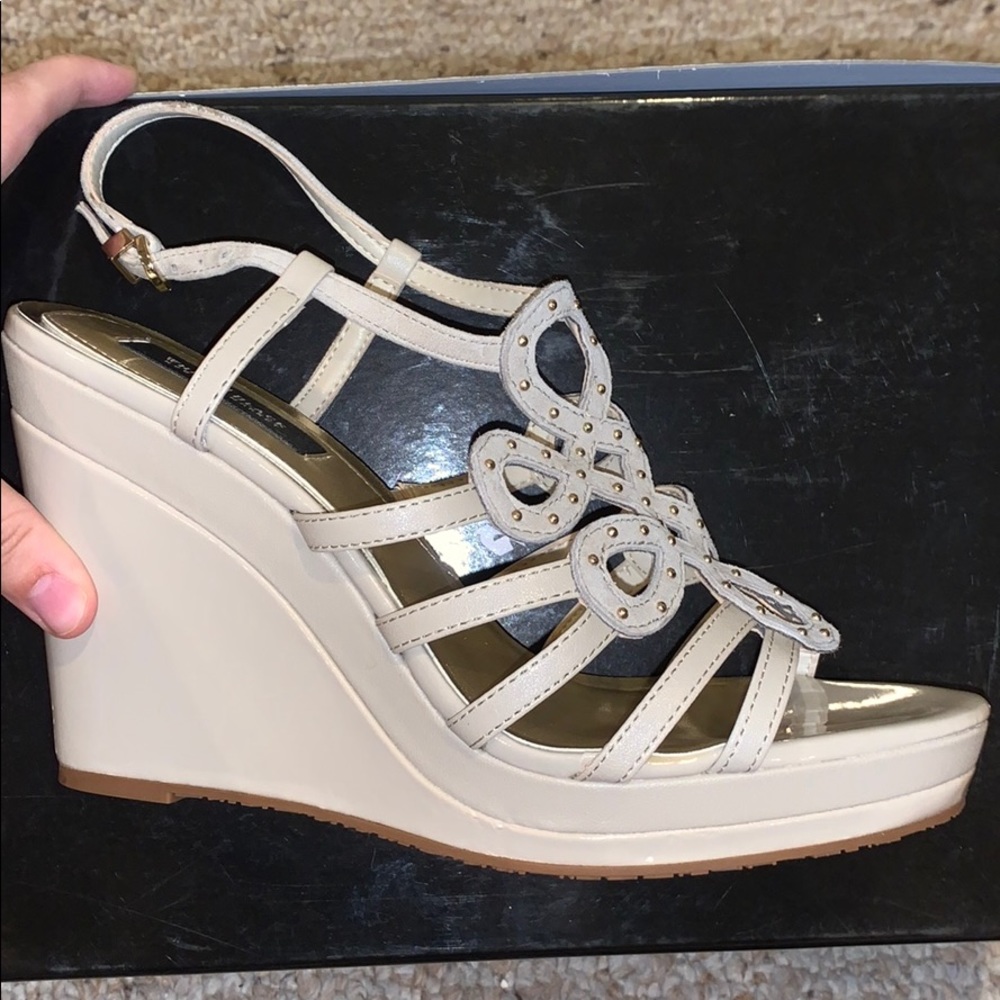 NWOT White House Black Market Noemi Wedge Heel